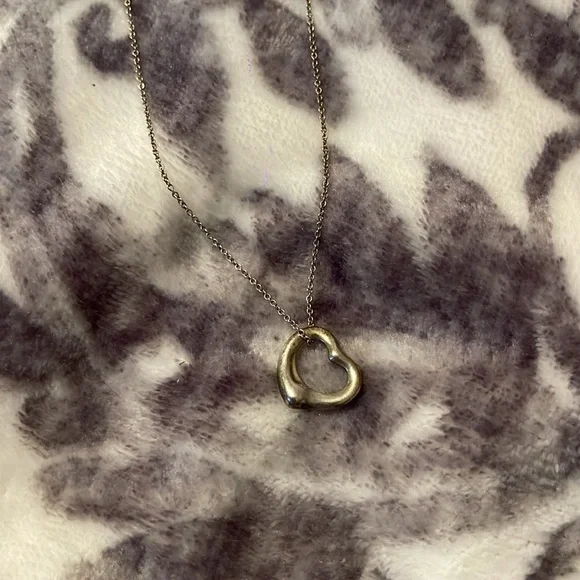 Tiffany &co Elsa peretti opened heart 16 inch chain - Picture 5 of 9